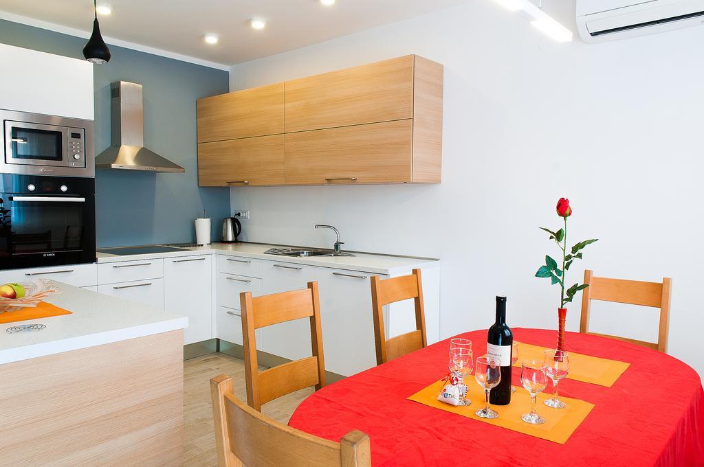 Petra Apartment Split Bilik gambar